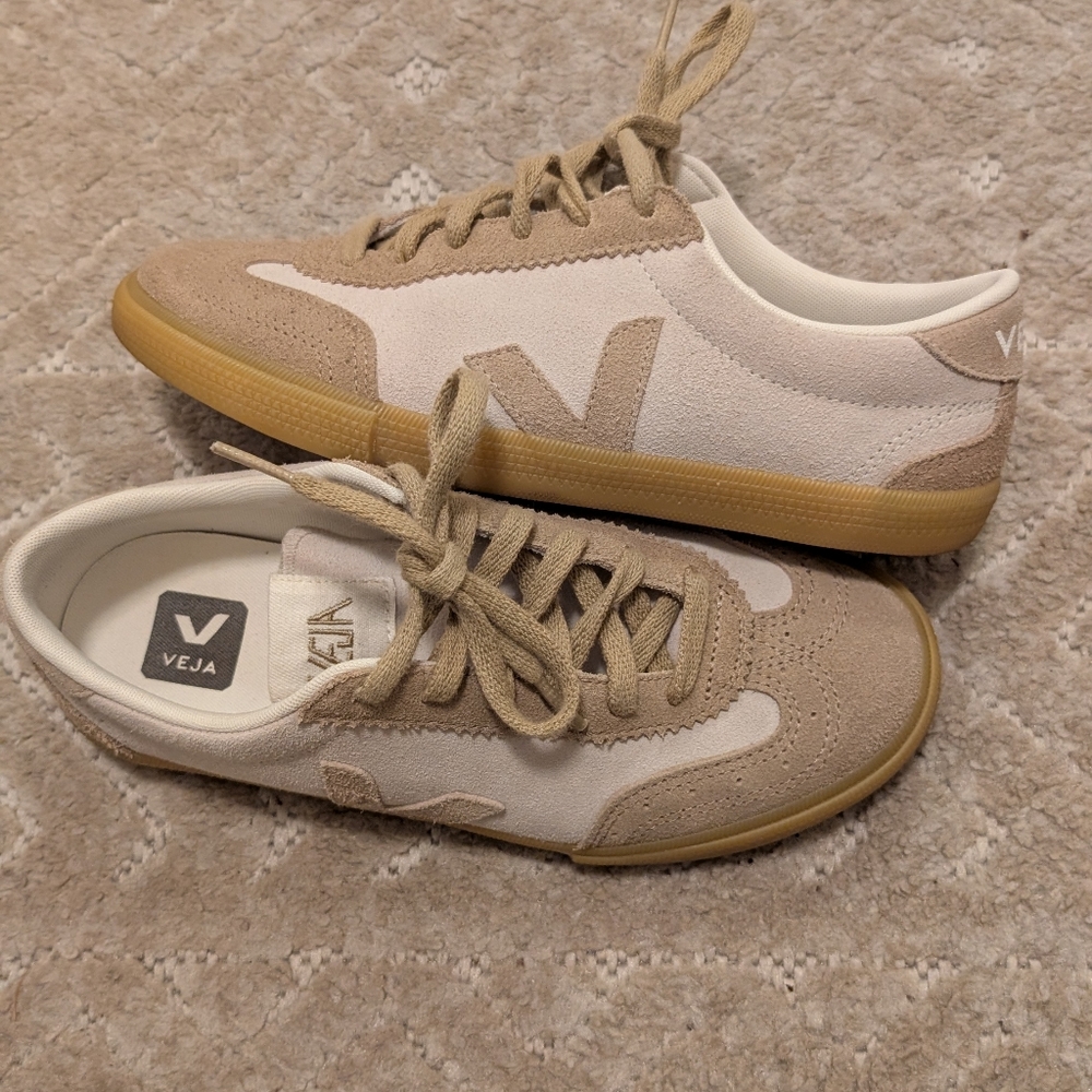 Veja sneakers